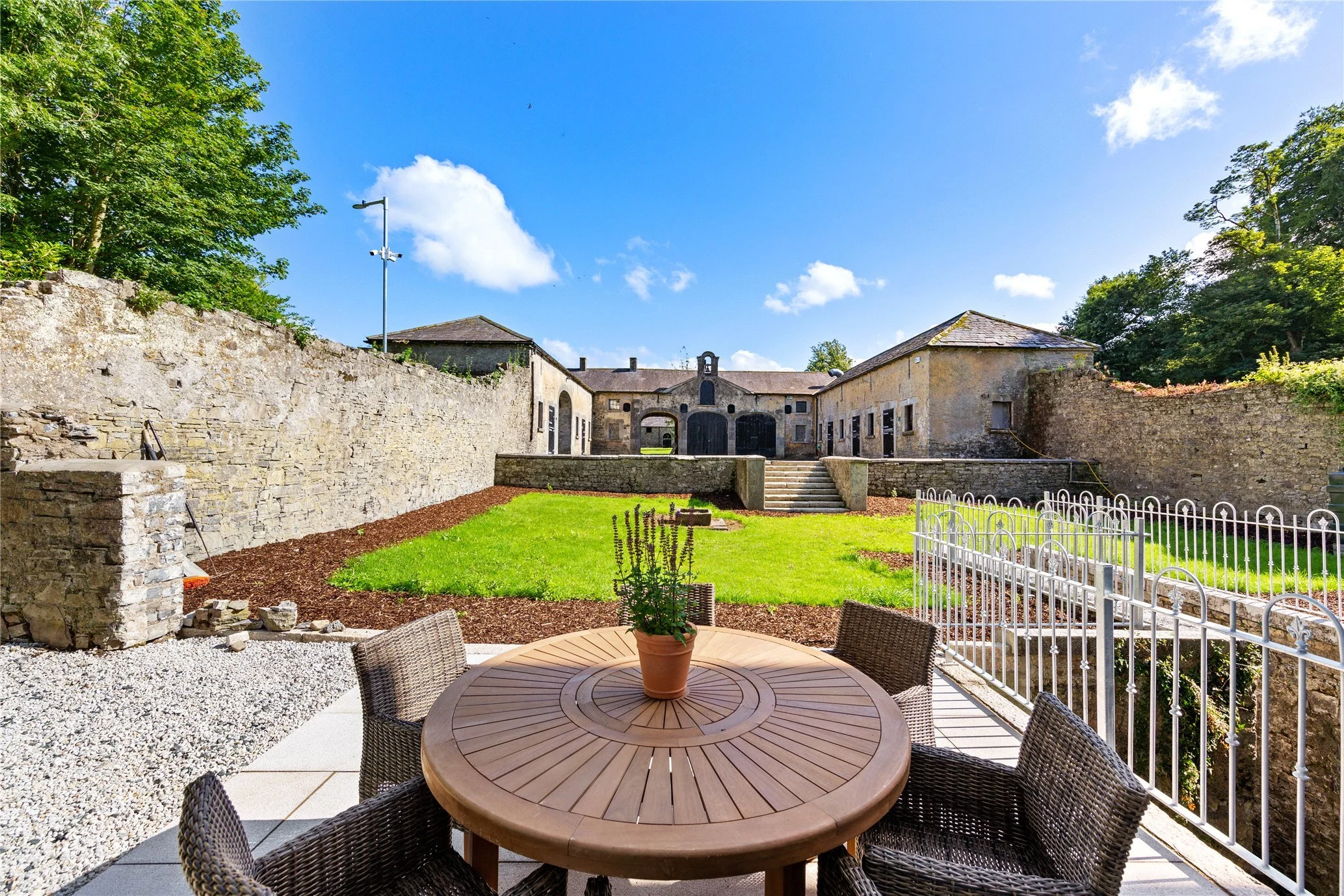 Historic Irish Country House, 1 Hour From Dublin — Francis York
